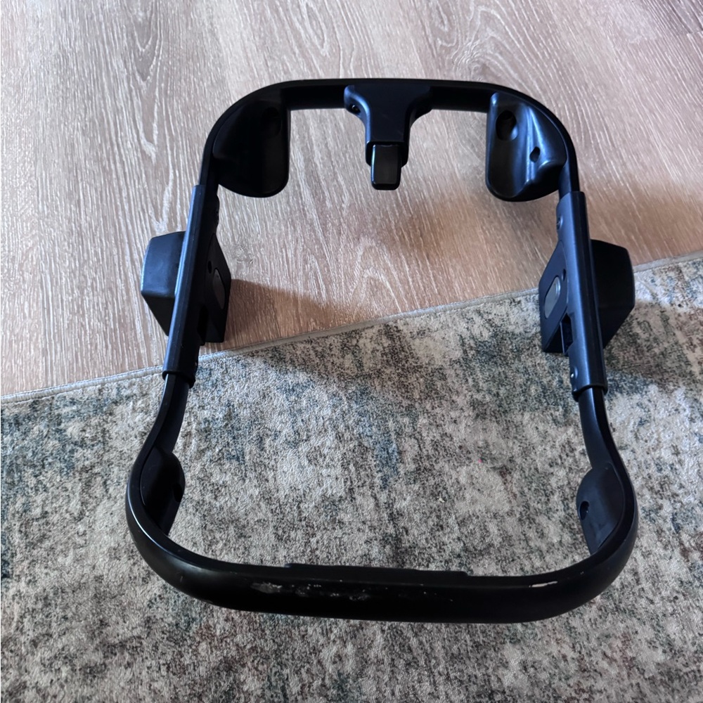 Kids Black VR Headset Frame